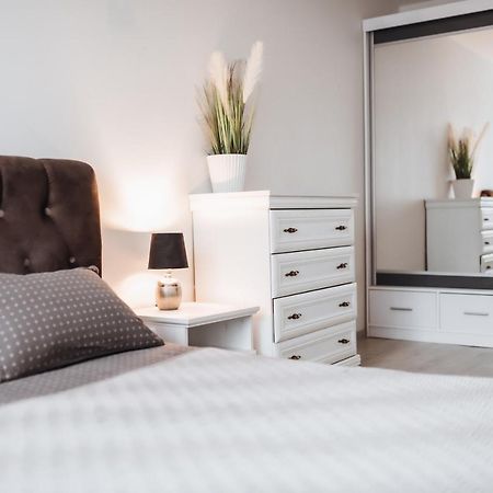Luxury Apartments In City Center, Siauliai Экстерьер фото